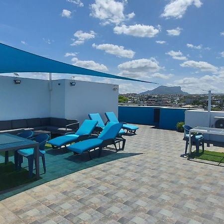 Flic En Flac Beach Penthouse Kültér fotó