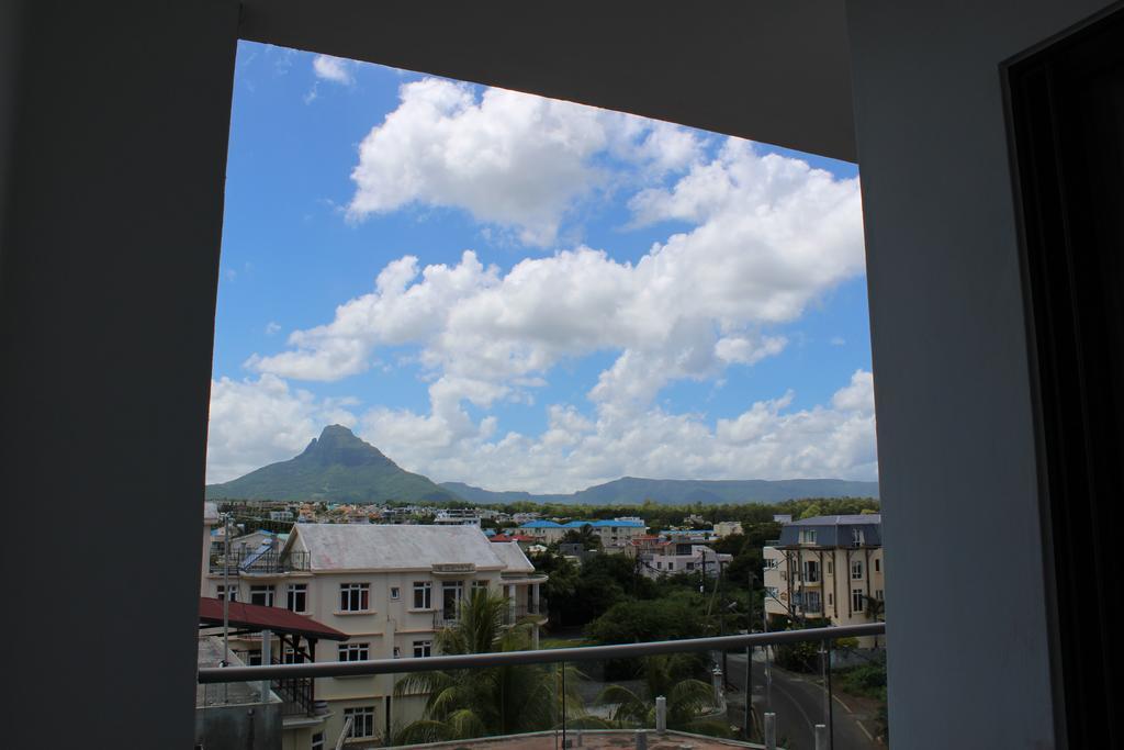 Flic En Flac Beach Penthouse Kültér fotó